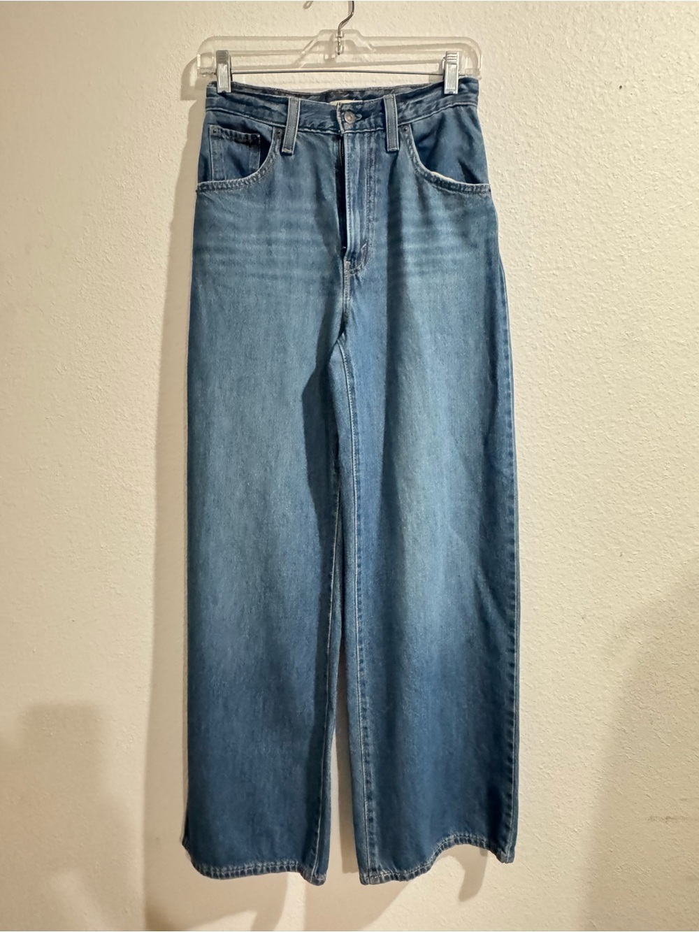 Levi's Women’s Cinch Baggy Jeans in Light Blue Denim